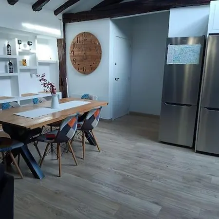 Jardines74 アパート